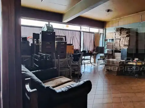 EXCELENTE LOCAL EN ESQUINA - 48 m2 VILLA SANTA RITA