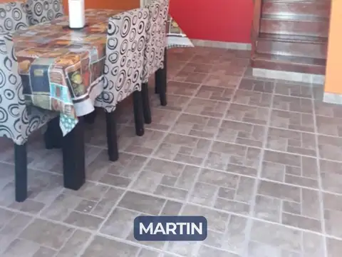 Casa 3 ambientes con 2 baños