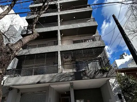 Monoambiente cfte nuevo balcón cochera AMOBLADO