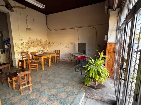 Local en Alquiler en General Las Heras, $ 900.000