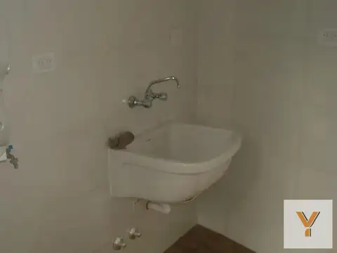 PH en Venta - 2 Dormitorios 1 Baño - 102mts - Villa del Parque