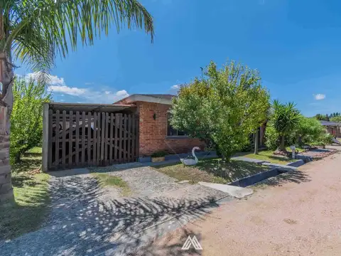 Venta de casa dos dormitorios cooperativa Pando