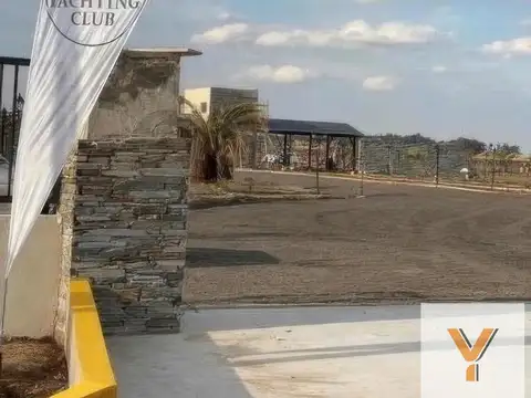 Terreno en Venta 30  mts Fondo