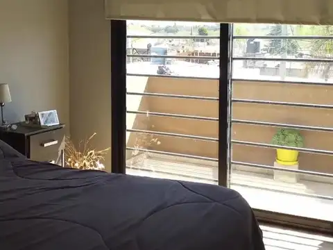 Depto Tipo Casa en Venta en Guillermo E Hudson, USD 110.000