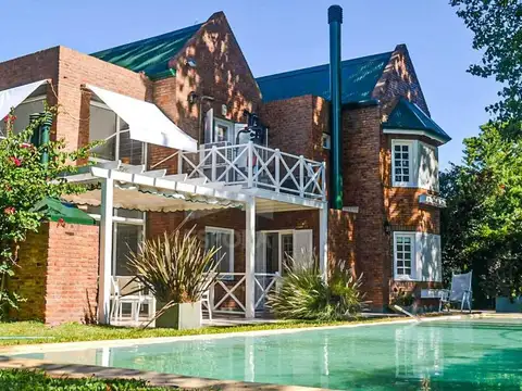 Casa en Venta en Fisherton, Rosario