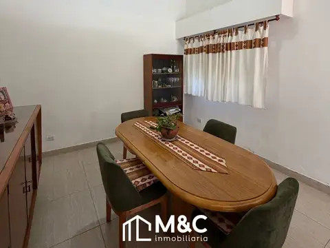 Casa en Venta en Villa del Parque, USD 208.000