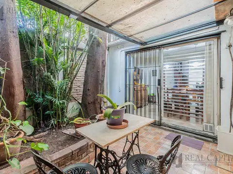 CASA 5 AMBIENTES - 202M2 TOTALES - TERRAZA EN COGHLAN