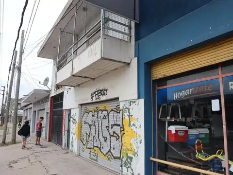 Venta 4 PH de 2 amb cada uno, cochera y local