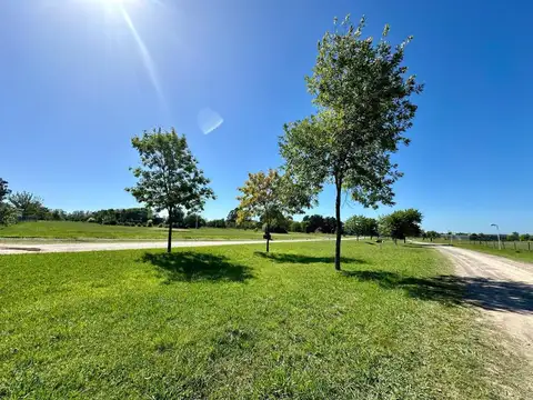 Ruta 4 Km 4.2, Barrio Las Calandrias