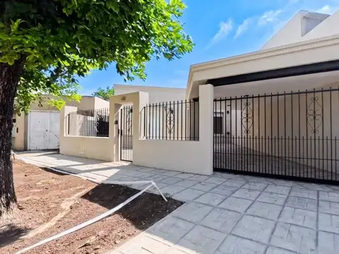 Casa en Alquiler en Lujan, USD 1.800