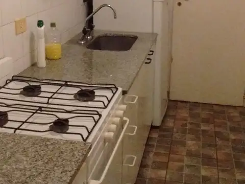 Departamento 2 ambientes con 1 baño