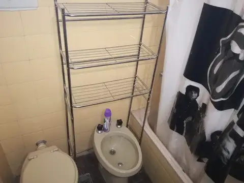 Departamento 2 ambientes con 1 baño
