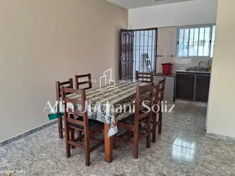 Casa en Venta con 1 cochera