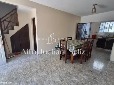 Casa 3 ambientes con 1 baño