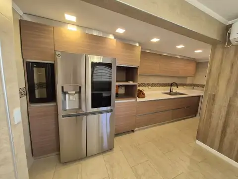 Venta casa 4 ambientes, Pilar con cochera