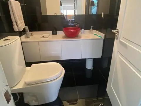 Departamento 4 ambientes con 3 baños
