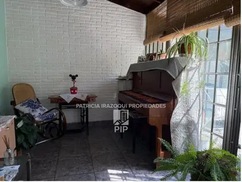Depto Tipo Casa en Venta 20 años