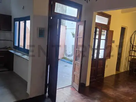 Depto Tipo Casa en Venta de 4 ambientes