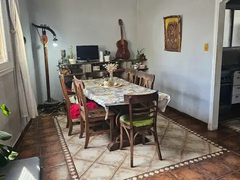 Depto Tipo Casa 4 ambientes con 1 baño
