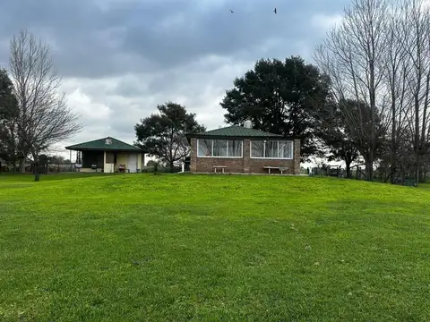 Campo en Venta con Alambrado