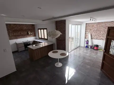 Depto Tipo Casa 3 ambientes con 2 baños