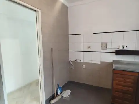 Departamento en Alquiler en Ramos Mejía, $ 750.000