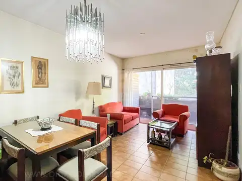 Armenia  al 2400 entre Velez Sarsfield y Marconi