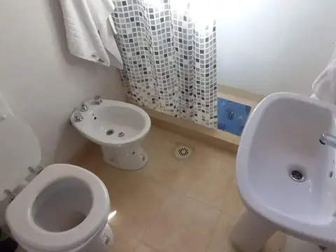 CASA EN VENTA EN CERVANTES RIO NEGRO