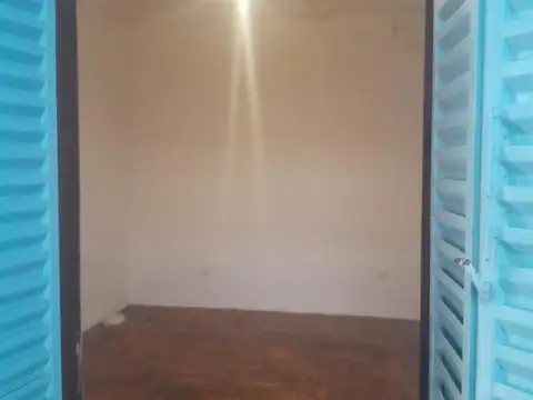 Depto Tipo Casa en Alquiler 50 años