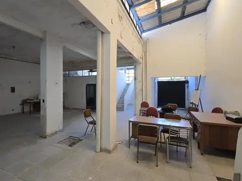 Galpon en Venta 10  mts Frente