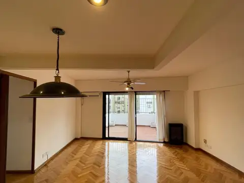 Departamento en Alquiler en Primera Junta, $ 900.000