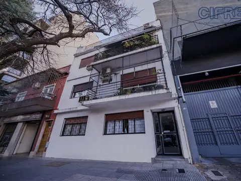 Departamento 2 ambientes en Agronomía con cocina separada, reciclado!