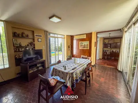 Casa en Venta en Alberdi, USD 250.000