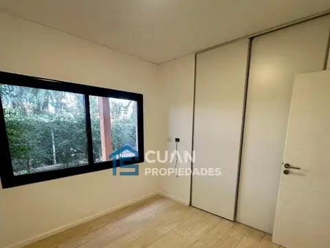 Departamento en Alquiler con 1 cocheras