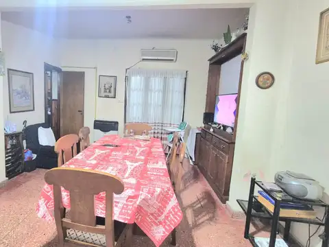 Depto Tipo Casa en Venta de 5 ambientes