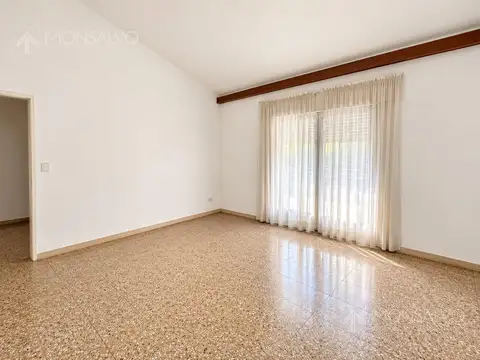 Depto Tipo Casa en Alquiler de 2 dormitorios
