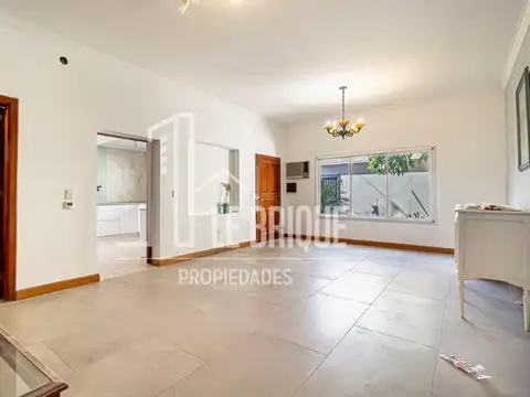 Casa en lote propio 5 ambientes - Le Brique Propiedades -