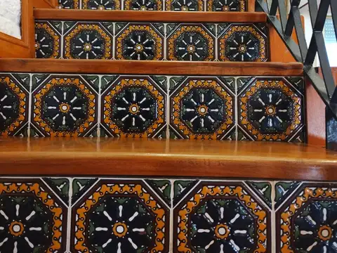 Casa 6 ambientes con 4 baños