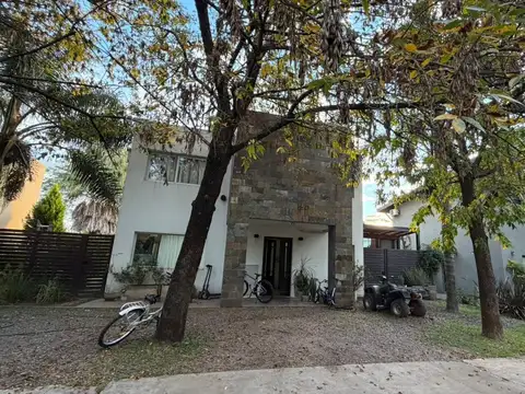 VENTA casa en Los Potrillos PILAR