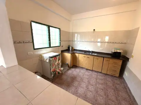 Casa 5 ambientes con 2 baños