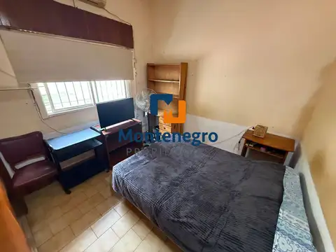 Casa en Venta con 4 cocheras