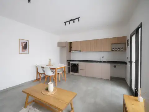 Depto Tipo Casa 3 ambientes con 2 baños