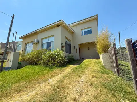 EN ALQUILER CASA 3 DORMITORIOS - ZONA UNCAS TANDIL