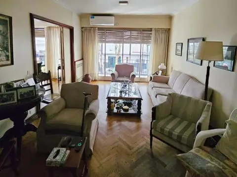 VENTA 4 AMBIENTES EN RECOLETA