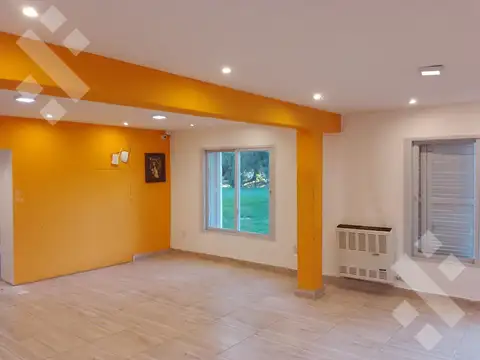 En Alquiler | Casa Quinta | 5 Dormitorios | 2.400 m² de Parque | Excelente acceso a Neuquén y Corredor Petrolero