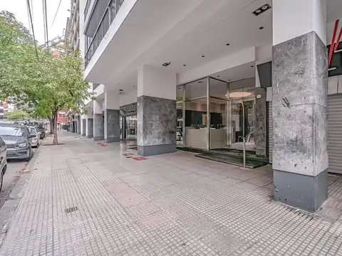 VENTA COCHERA PARA 2 PUESTOS TECHADA ¡OPORTUNIDAD!