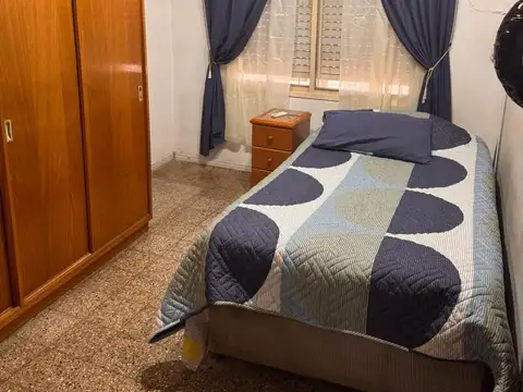 VENDO CASA EN RAMOS MEJIA 4 AMBIENTES