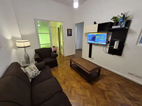 BILLINGHURST 1900, Piso 1