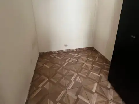 Venta. Depto. 3 amb + dep. Murillo y Malabia.