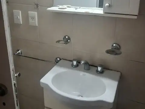 Depto Tipo Casa en Venta al Este